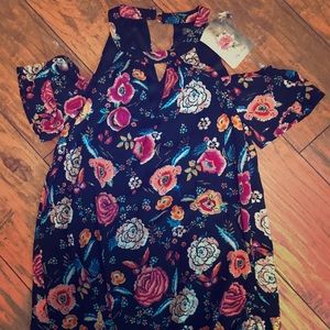 NWT cold shoulder floral dress size small